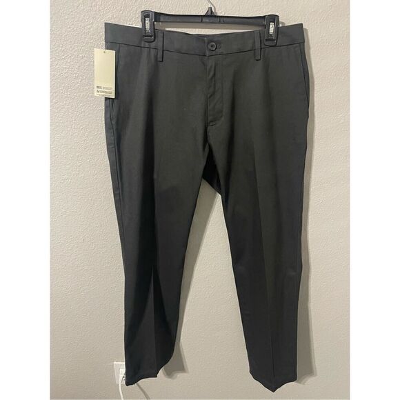 Men’s Dockers Signature Khaki Straight Pants - Picture 6 of 7